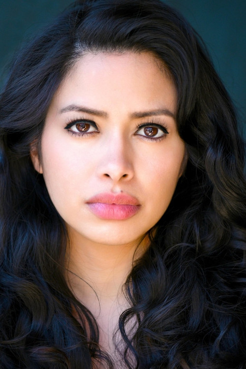 Kruz Valero as Simone (uncredited)