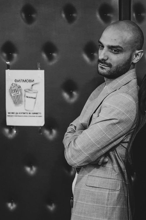 Martin Cvetkovski as Inspektor Maksim