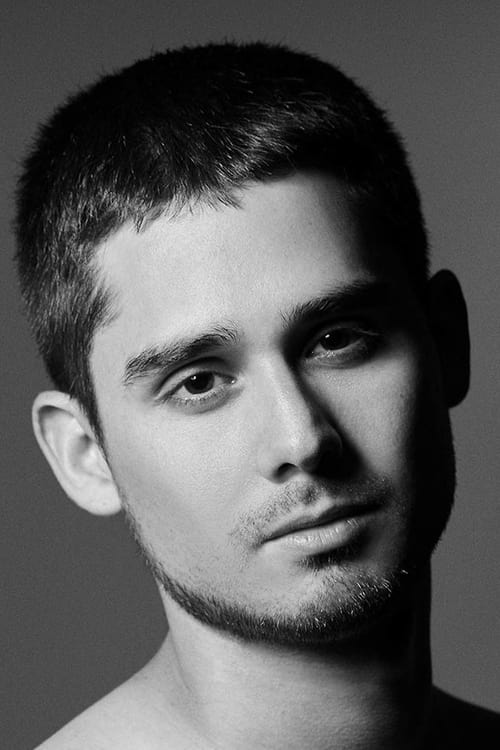 Adrián Andrés as Self - Contestant