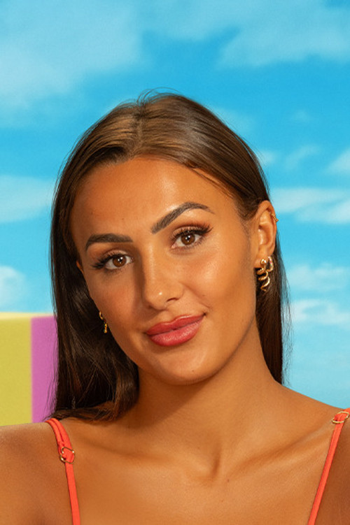 Solene Favreau as Self - Steward