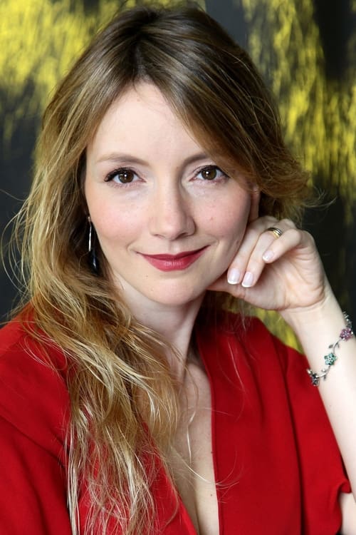 Djin Sganzerla as Lolita