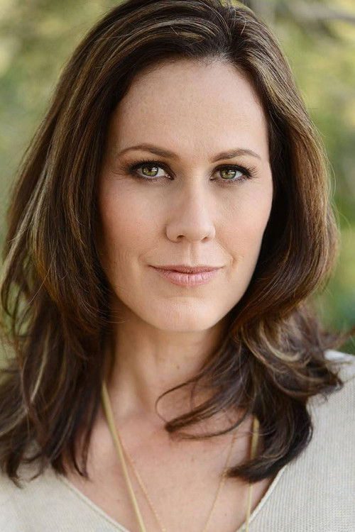 Julieanne O'Connor as Pretty Girl