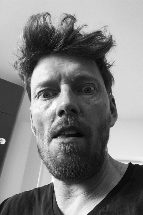 Nils P. Munk as Andersen