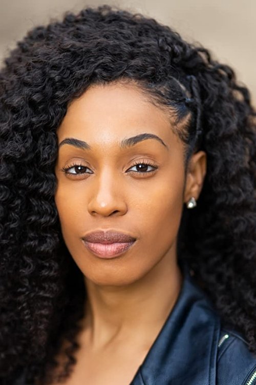 Nadirah Shakir as Loreal