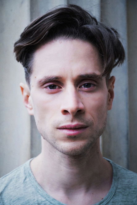 Nils Rovira-Muñoz as Jesús