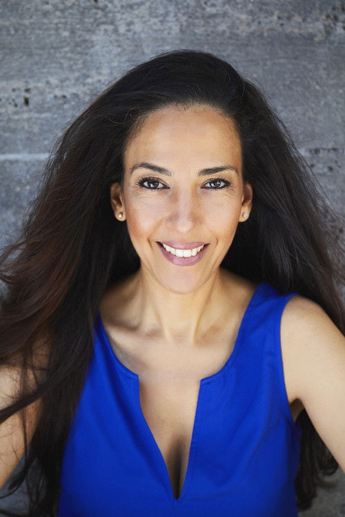 Meryem Moutaoukkil as Minna