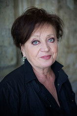 Csákányi Eszter as Rita