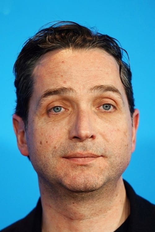 Marc Limpach as Patric de Boer