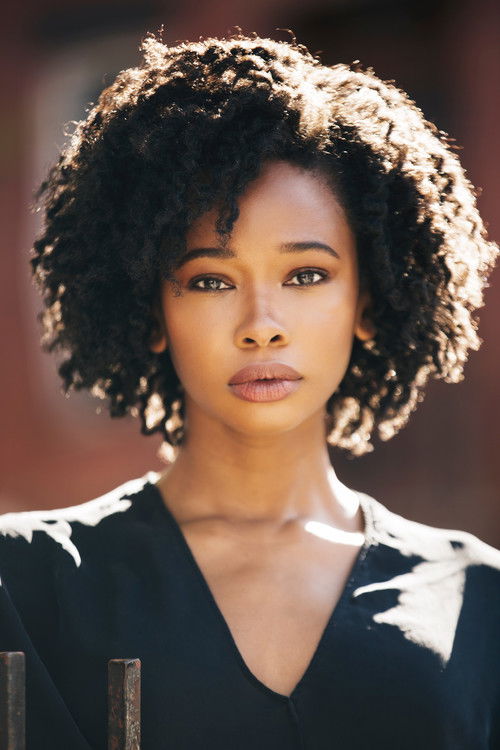 Wakeema Hollis as Giselle