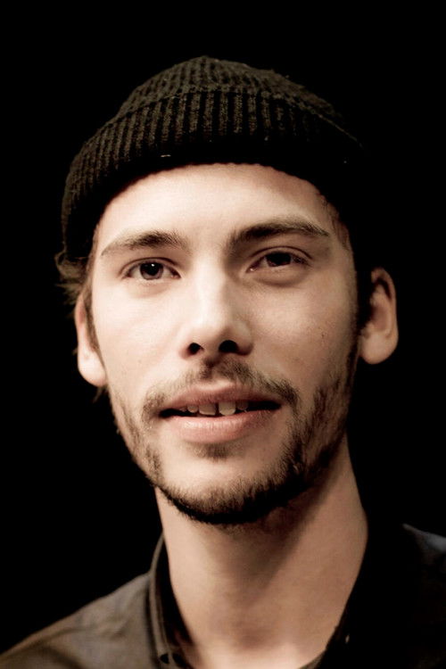 Carl-Christian Riestra as David