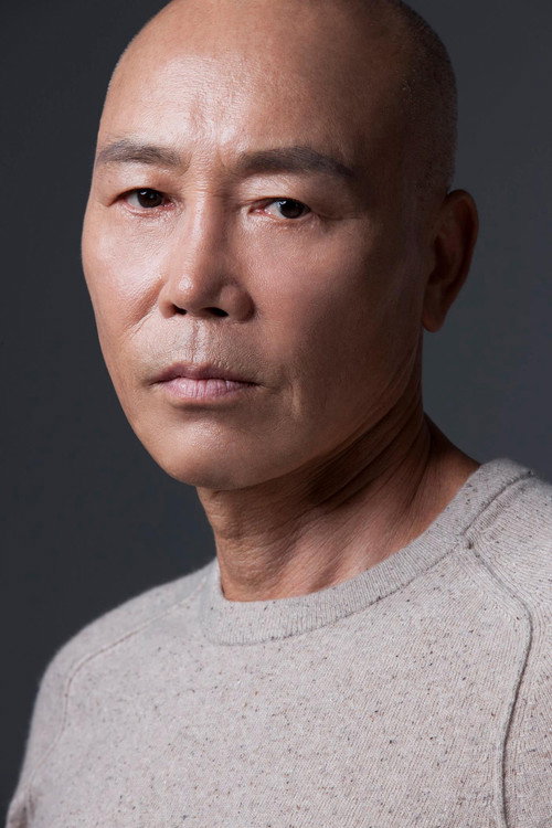 Song Kyung-chul as