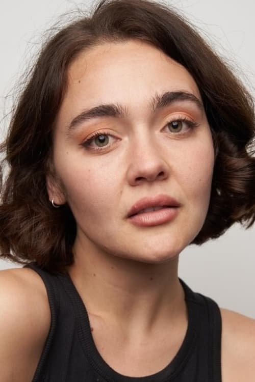 Jamie Taylor Ballesta as Gilly