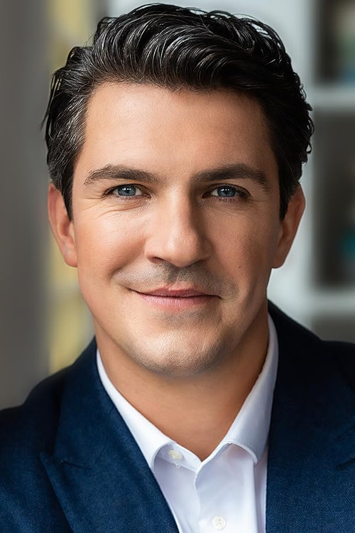 Joshua Bosworth as Marshall Wallace