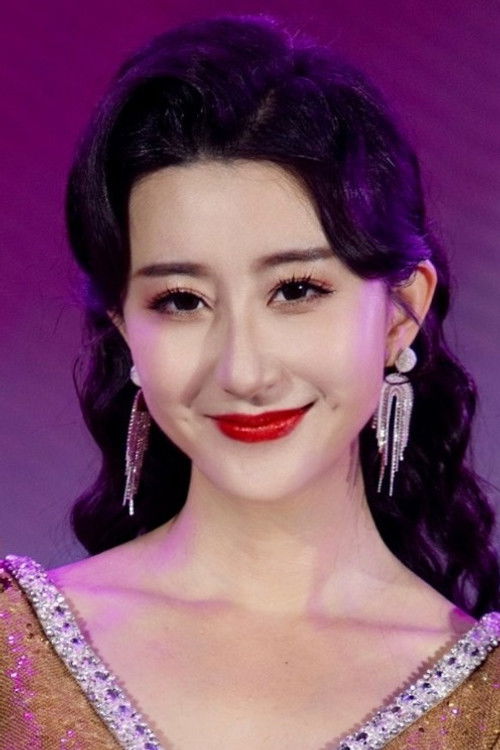 Cai Mingna as Queen