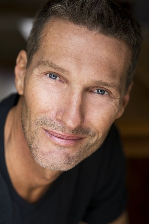 Michael Hallows as Hans