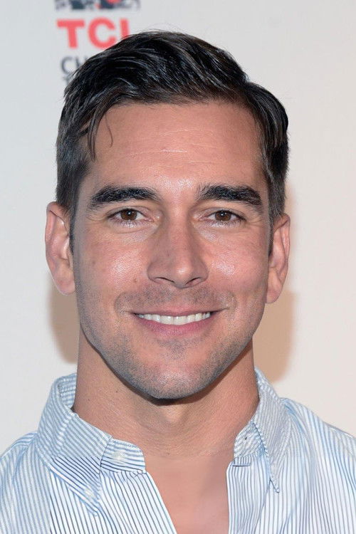 John Scott Horton as Clyde