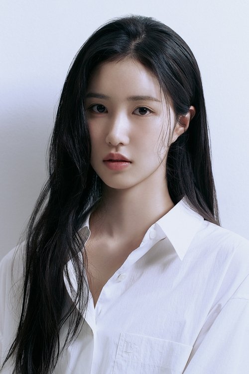 Jiwoo as Self - Contestant