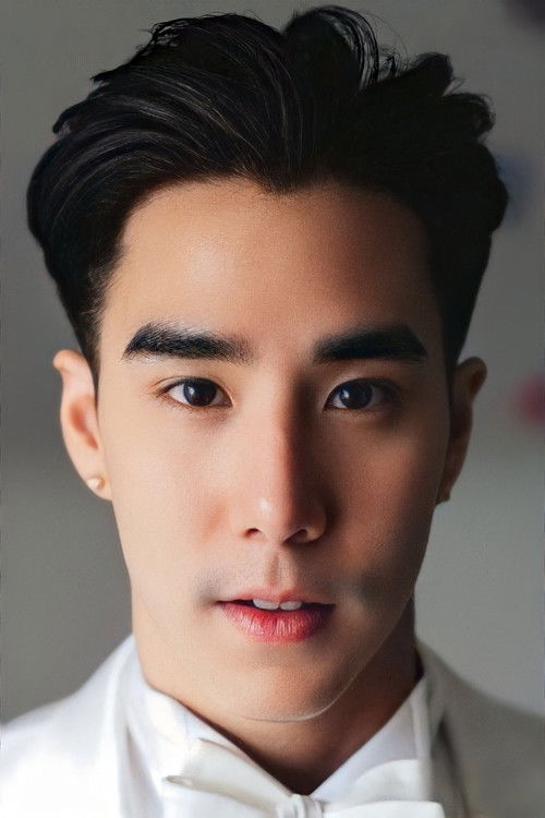 Pataradanai Setsuwan as Tom