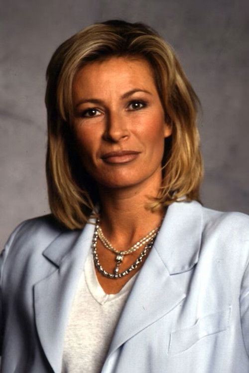 Annemieke Verdoorn as Hylkje Hilarius