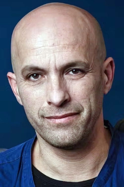 Mustapha Amokrane as Self