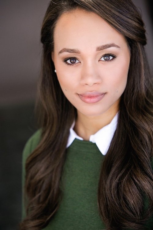 Amanda Tavarez as Juanita