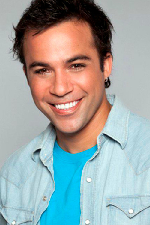 Renzo Schuller as Peter