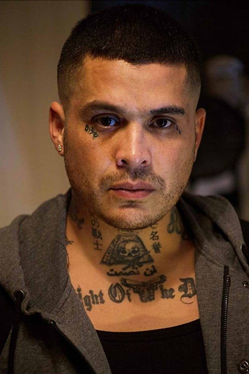 Lee Coc as Latin Gang Member