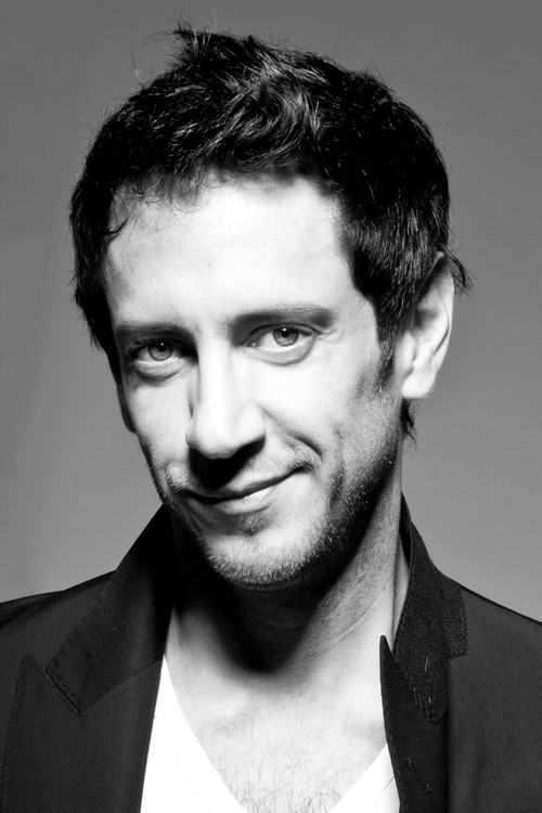 Pablo Illanes as Jean Pierre