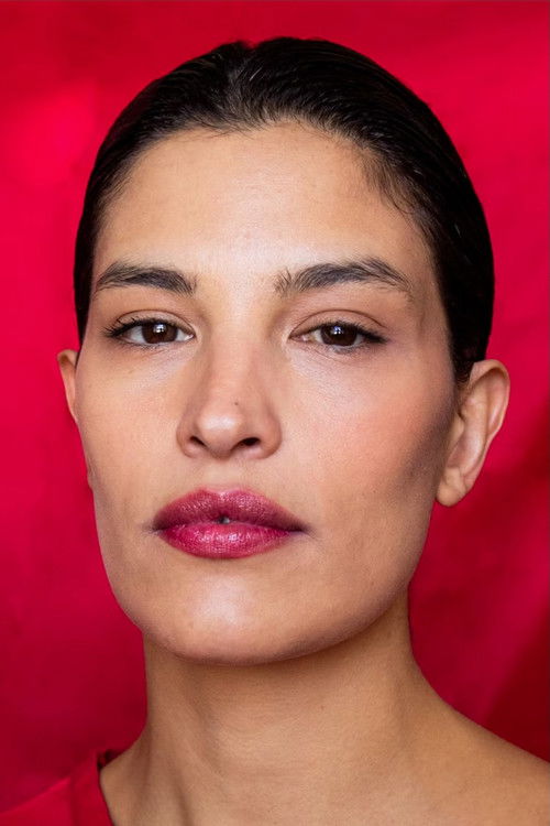 Nerina Balza as Alicia