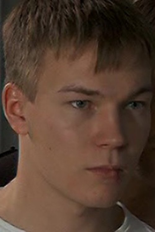 Alexander Bracq as Mark