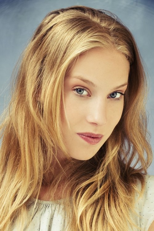 Aneta Krejčíková as Zuzana