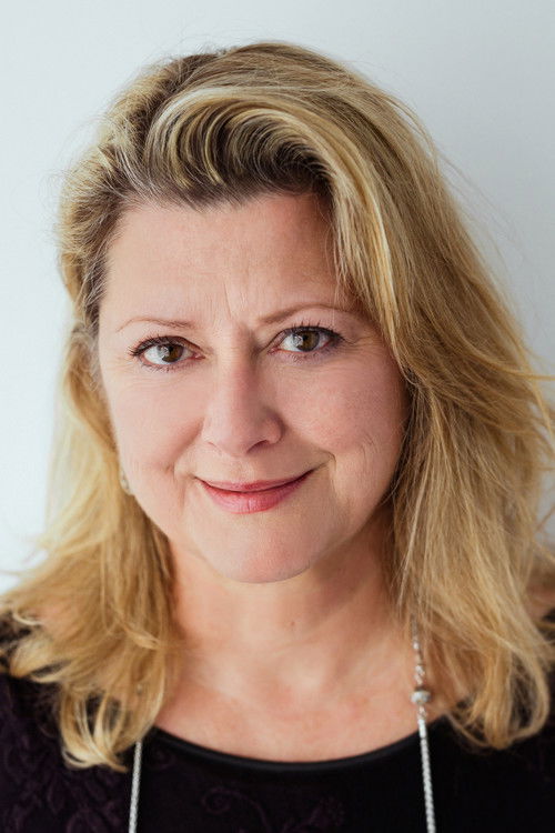 Lyne St-Pierre as Policewoman