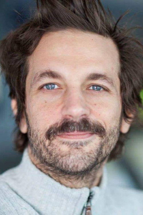 Thanassis Totsikas as Alexis (kid)