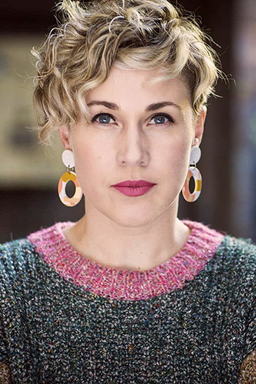 Yolanda Ramke as Survivor