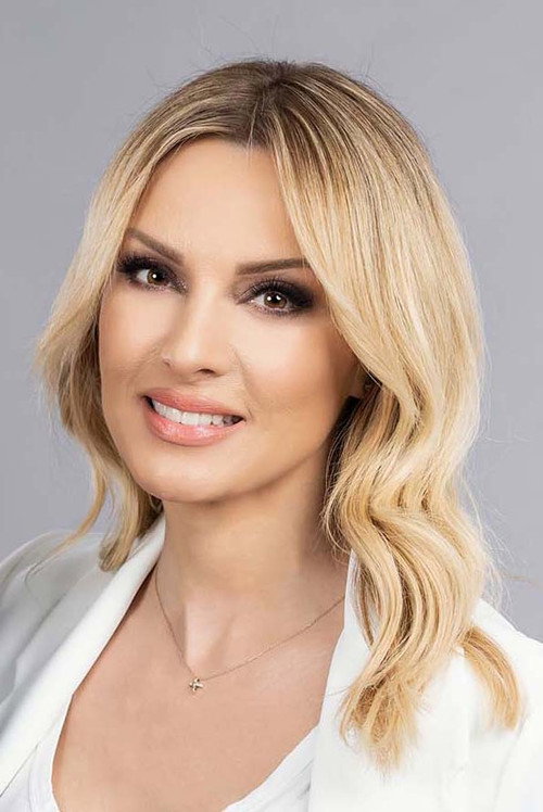 Peggy Zina as Self - Interviewee