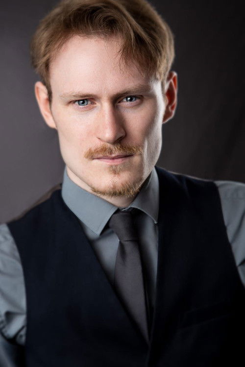 Chris Bamford as Mr React