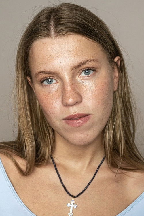 Glafira Glazunova as Варвара