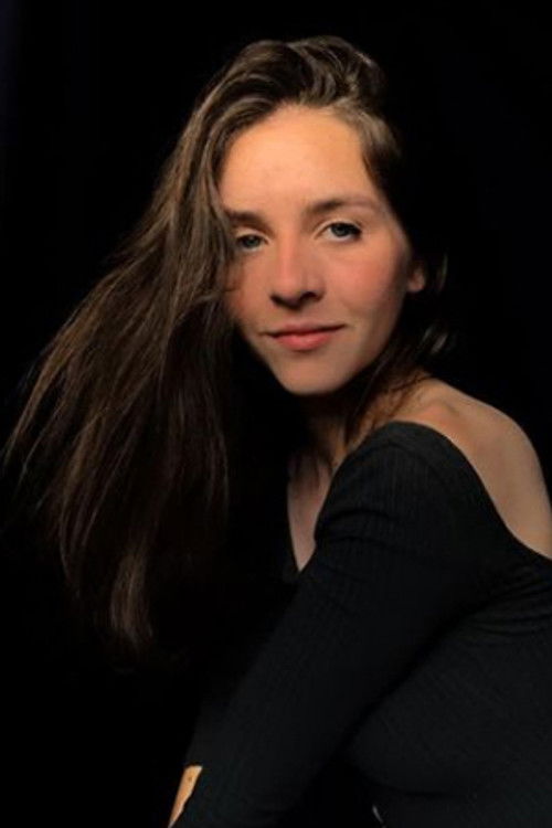 Bibiana Jung as Cecília