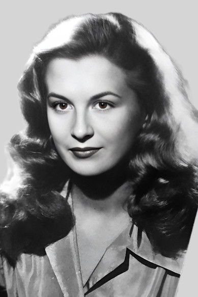 María Rosa Salgado as María Rosa Gala