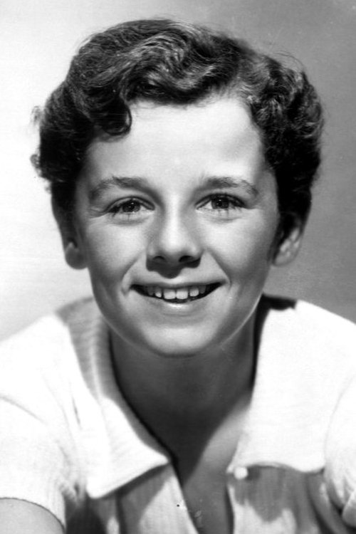 Freddie Bartholomew as Geoffrey Braemer