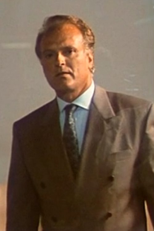 Vittorio Calò as Pilot