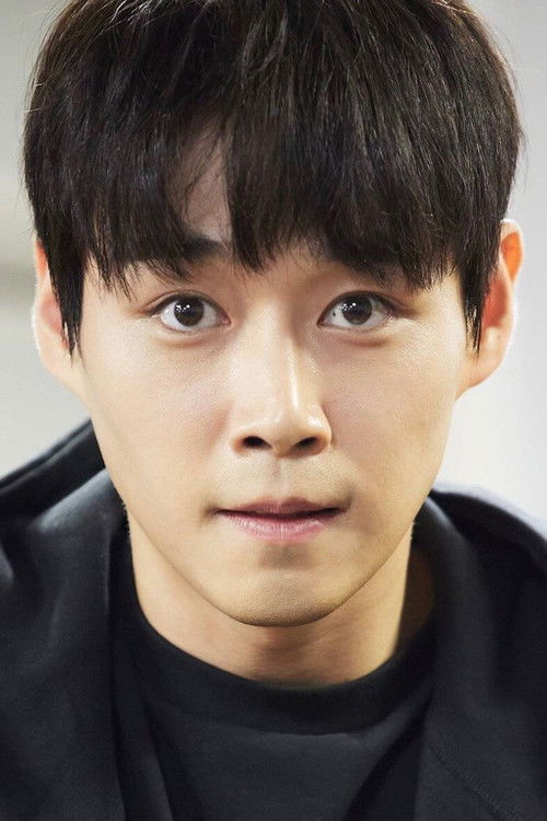 Lee Hwi-jong as Hwi-jong