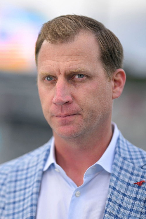 Rhett Lashlee as Self