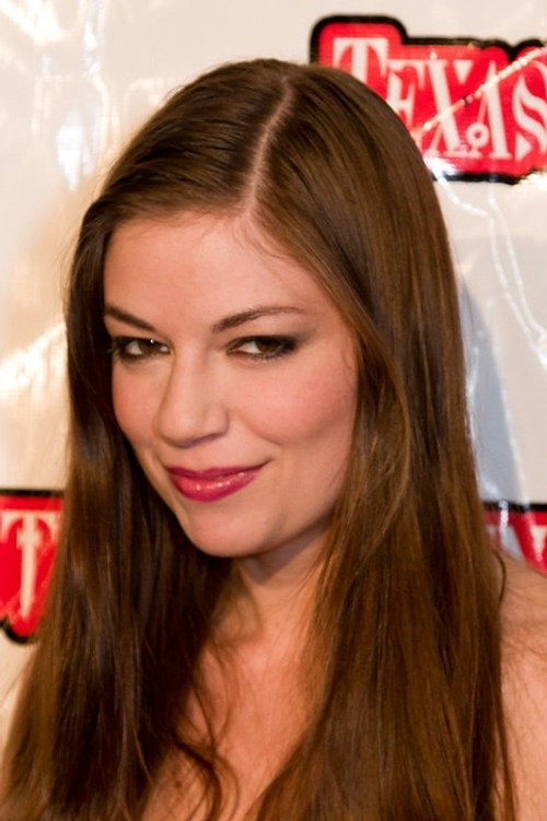 Carlee Baker as Mary