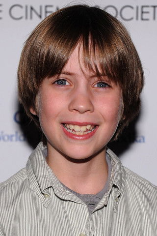 Matthew Mindler as Lewis