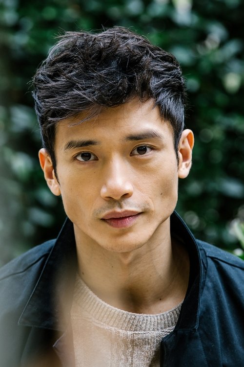Manny Jacinto as Warren