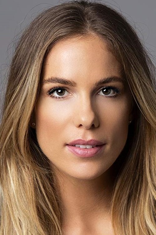 Reanin Johannink as Martha Popkin