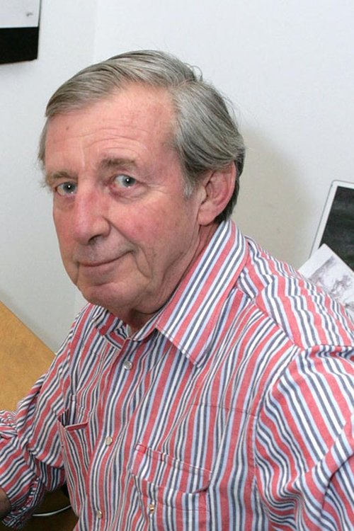 Bud Luckey as Narrator (voice)