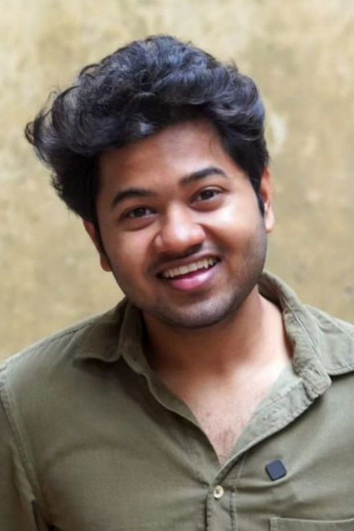 Mouli Tanuj Prasanth as Aavaalu