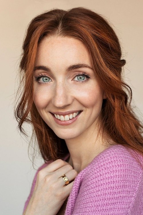 Valéry Lessard as Sandy